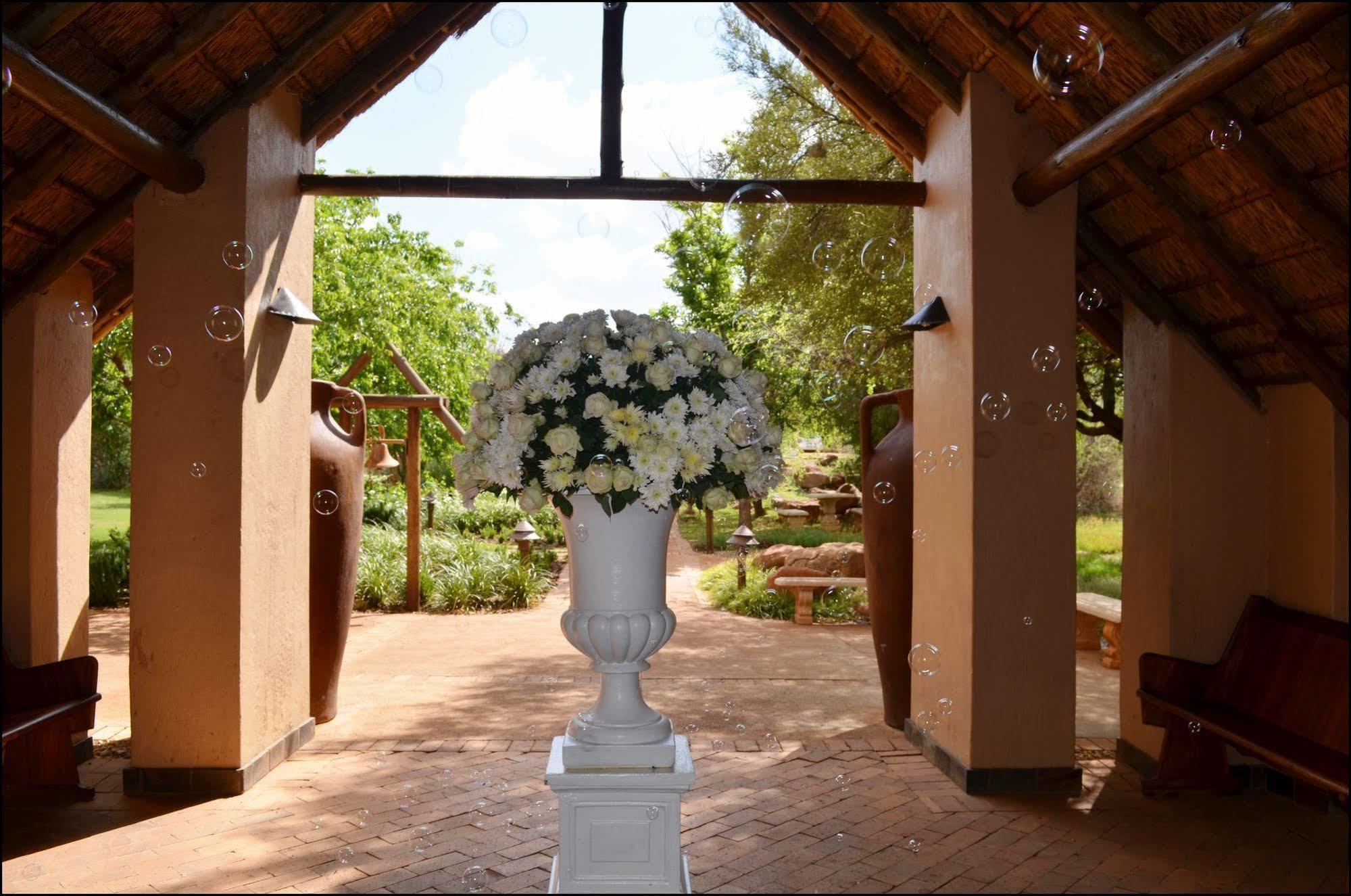 Bona Bona Game Lodge Wolmaranstad Esterno foto